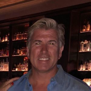 Meet your Posher, Stuart